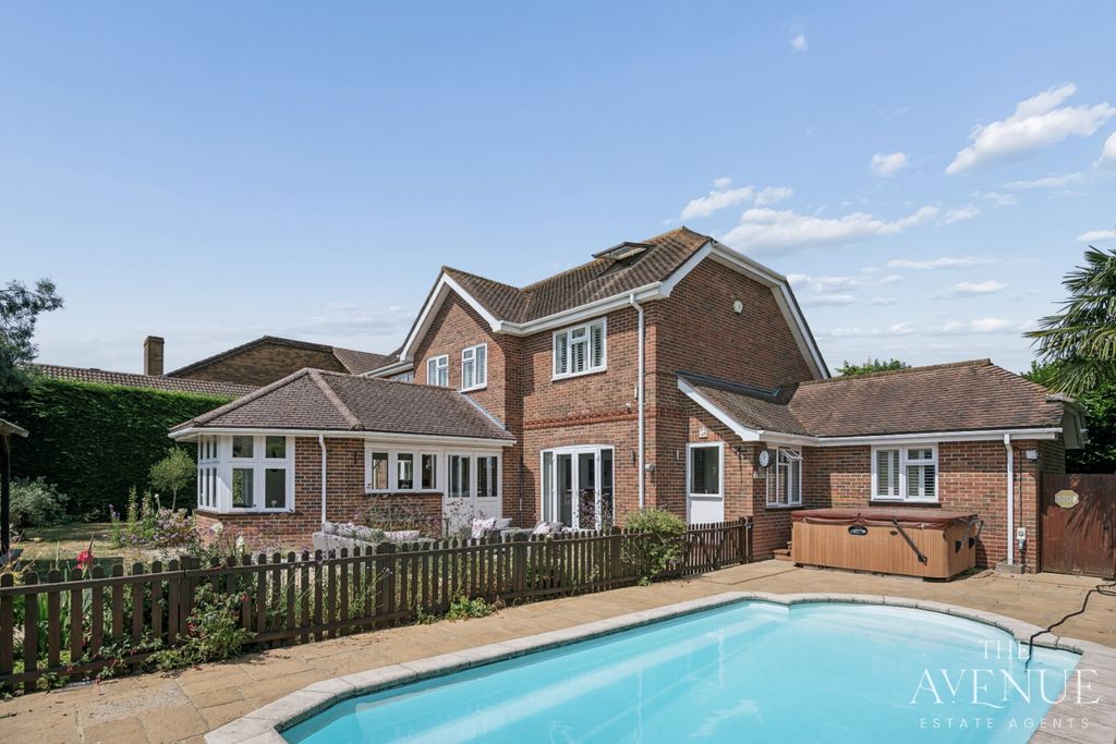 Property photo 1 of 25 4799823