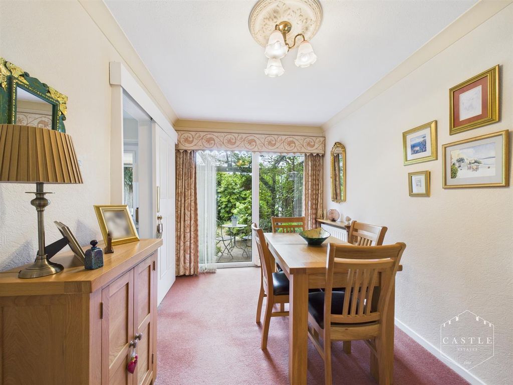 Property photo 3 of 13 Dining Room