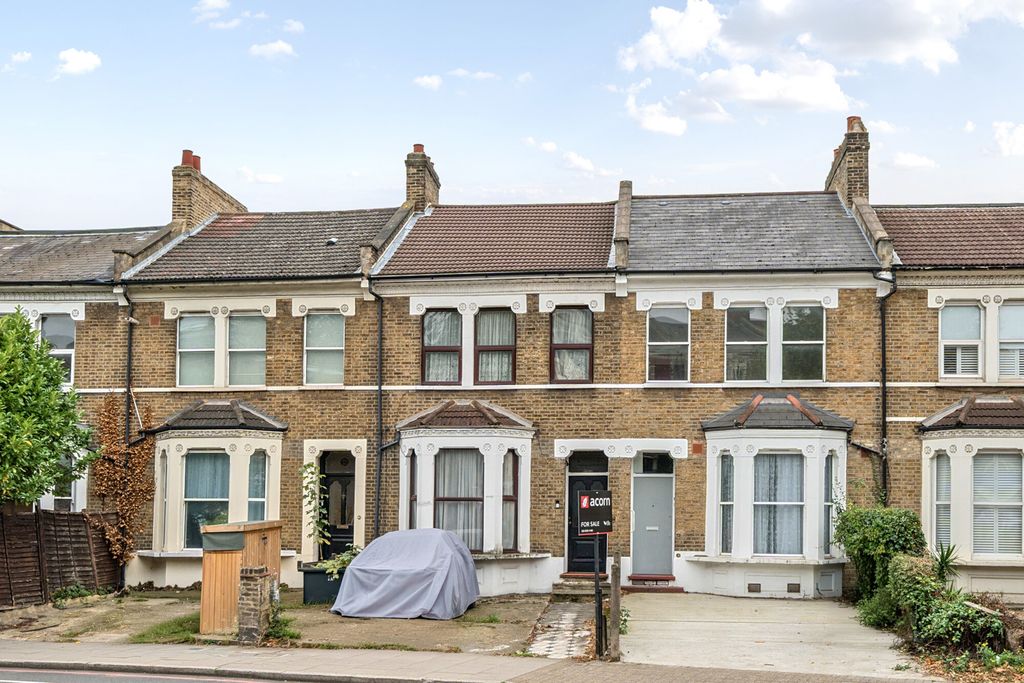 Property photo 1 of 11 External