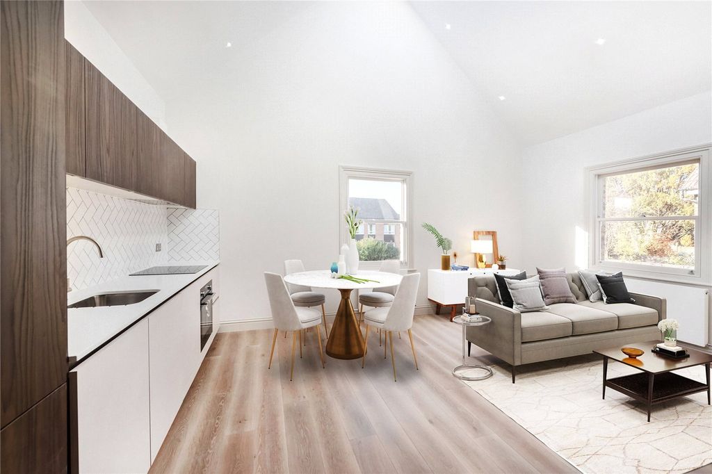 Property photo 1 of 11 Vr Furniture