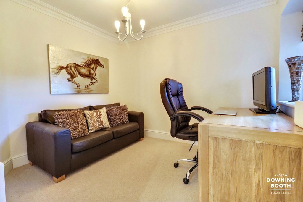 Additional image 18 of 5 bed detached house for saleClayton Drive, Lichfield WS13