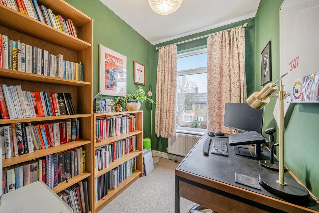 Property photo 3 of 18 1405716-16-6985Be...