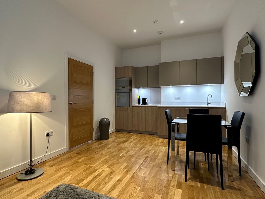 Property photo 2 of 9 Kitchen