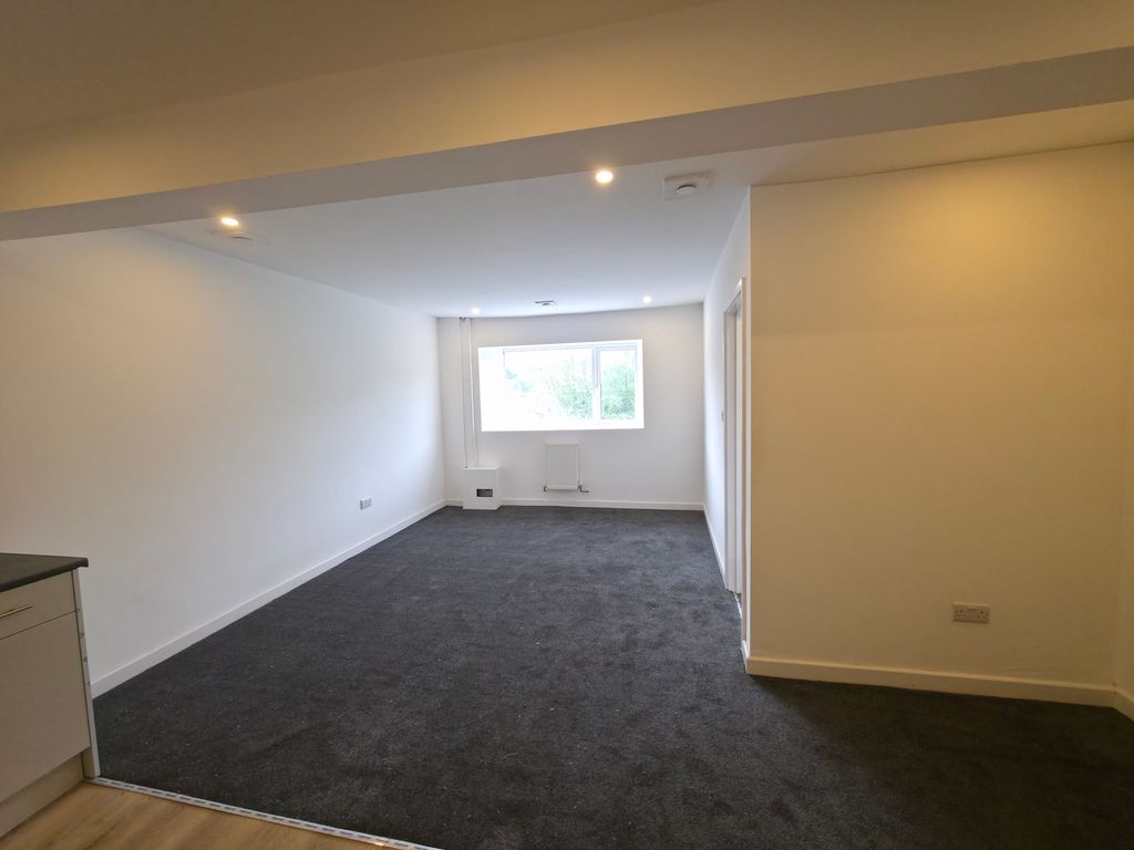 Property photo 1 of 4