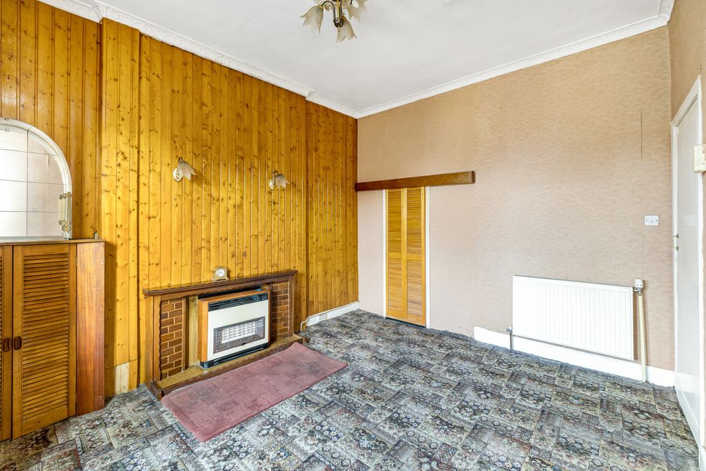 Property photo 3 of 12 Property Image 3