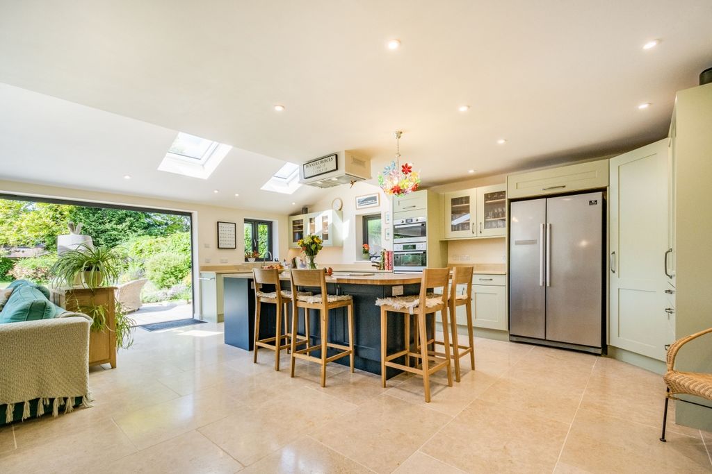 Property photo 2 of 11 Open Plan Kitchen