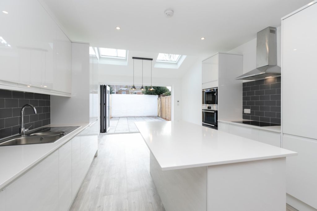 Property photo 2 of 9 178757-Std