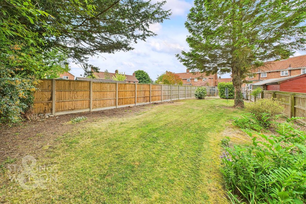 Property photo 3 of 22