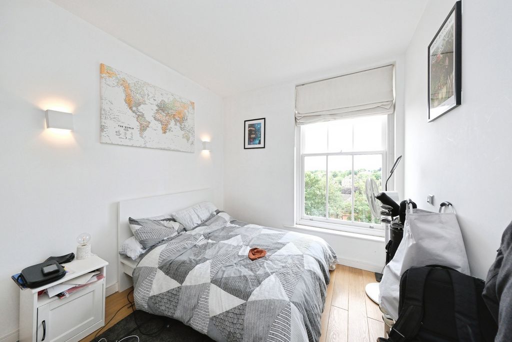 Property photo 3 of 13 Pbox-Img.Jpg