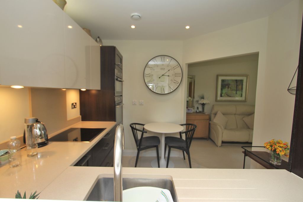 Additional image 12 of 2 bed flat for saleDarley Road, Eastbourne BN20
