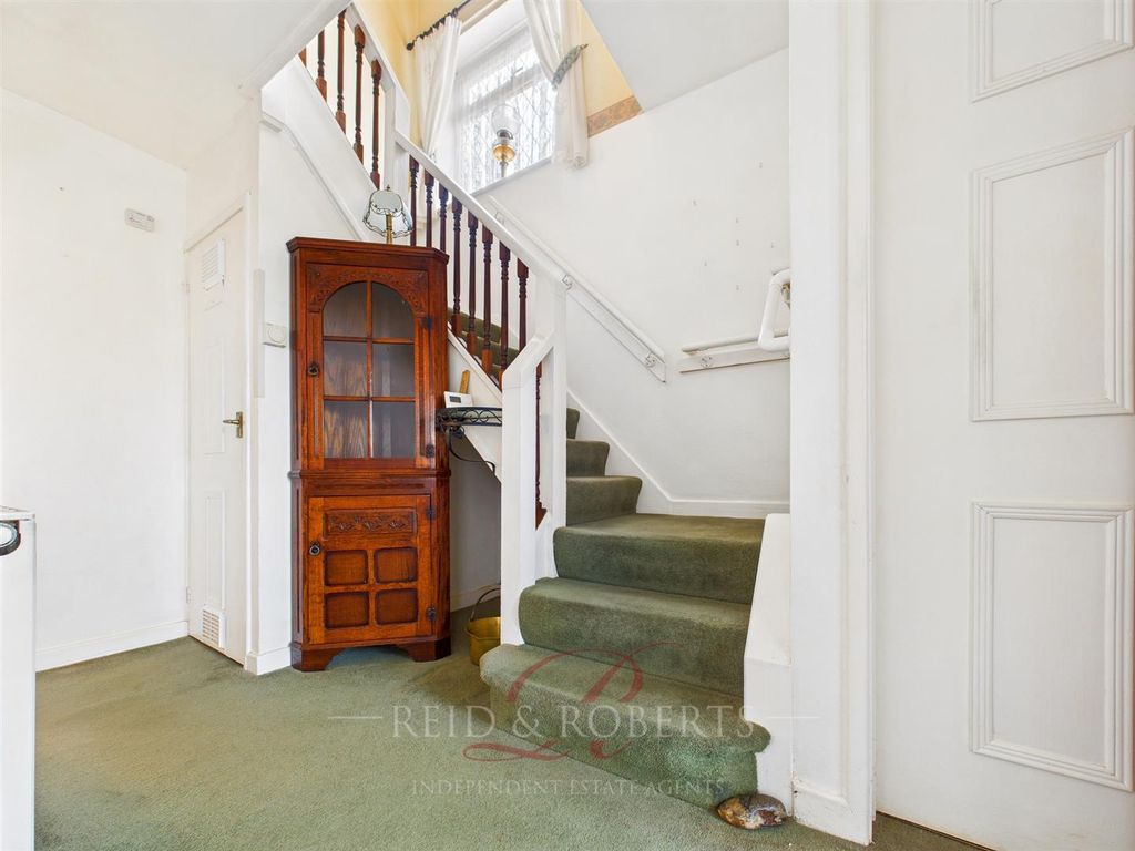 Property photo 3 of 19 Cam05148G0-Pr0056-Still018.Jpg