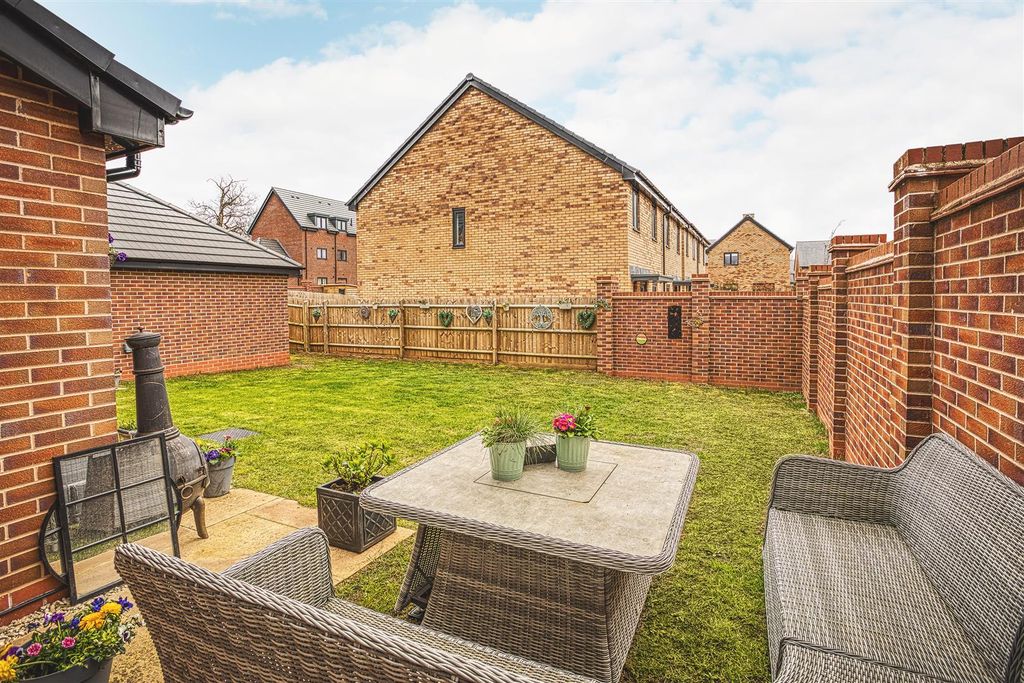 Additional image 23 of 5 bed detached house for saleBrettingham Drive, Kedleston Grange, Allestree DE22