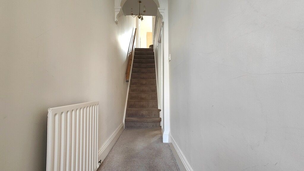 Property photo 2 of 15 108 Lettings