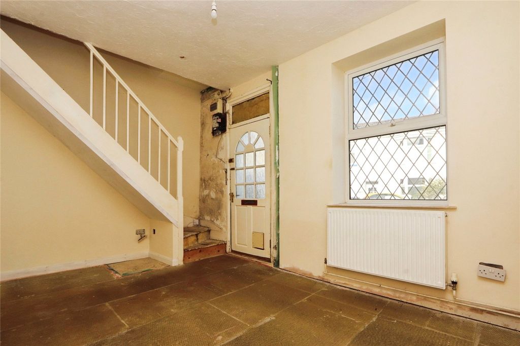 Property photo 2 of 12 Picture No. 02