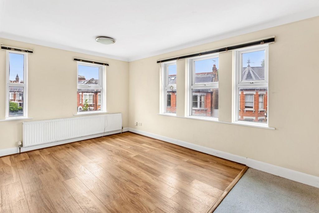 Property photo 3 of 11 Img_9124.Jpg