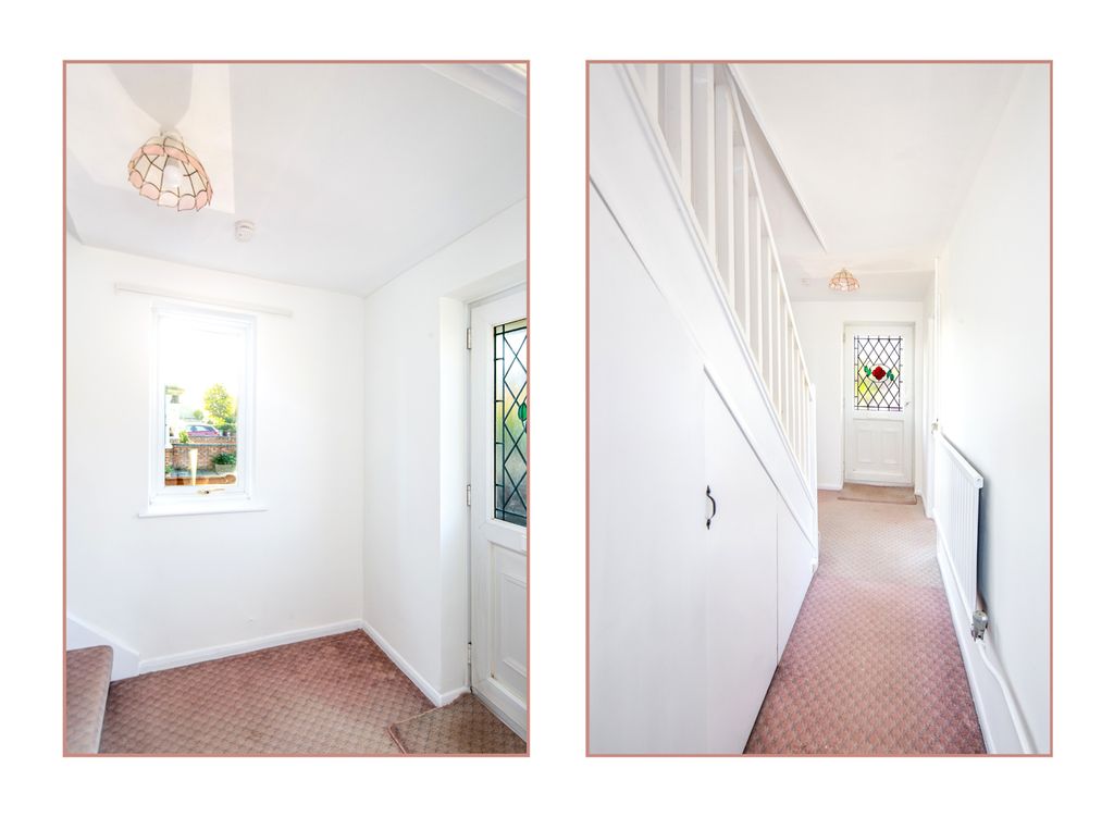 Property photo 1 of 22 Entrance Hall