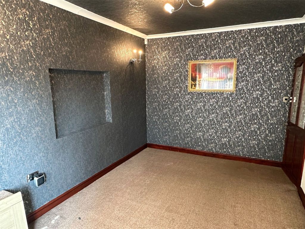 Property photo 3 of 19 Picture No. 48
