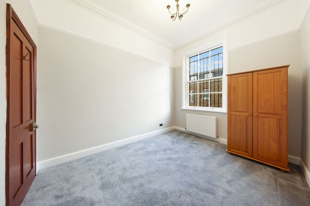 Property photo 2 of 14 Photo 1