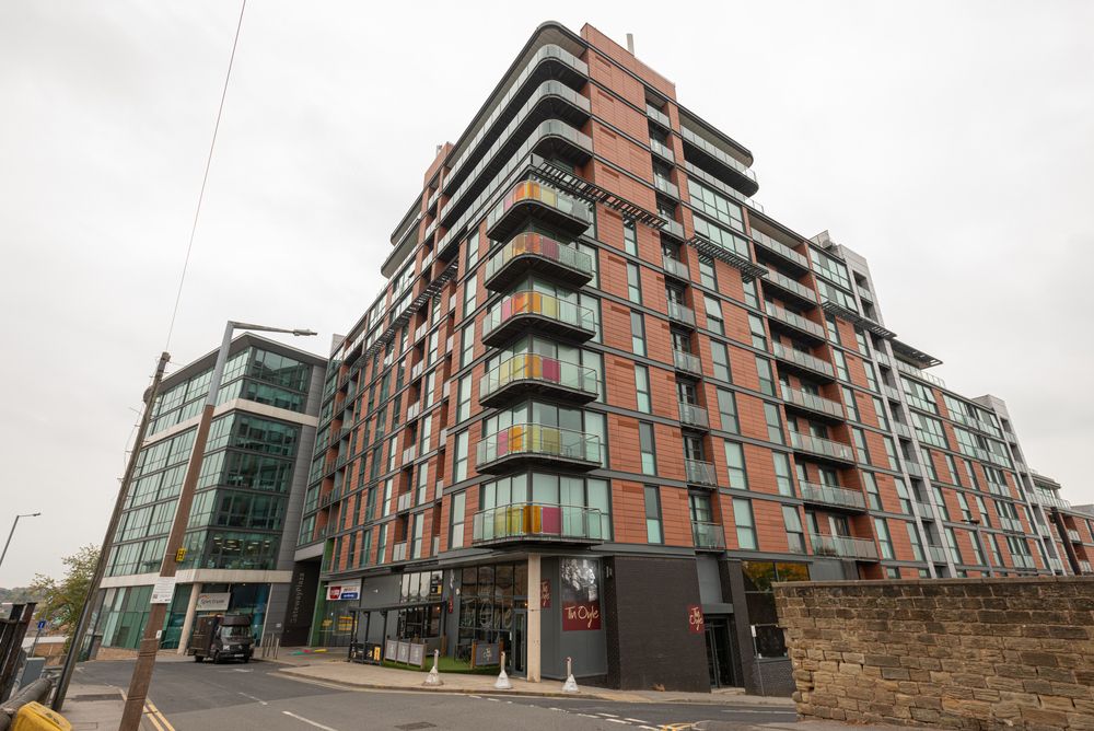 Property photo 1 of 19