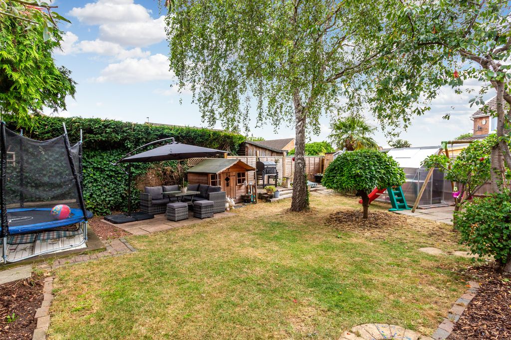 Property photo 2 of 14 Rear Garden