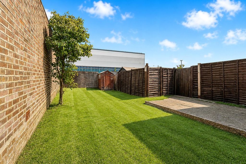 Property photo 3 of 19 Rear Garden