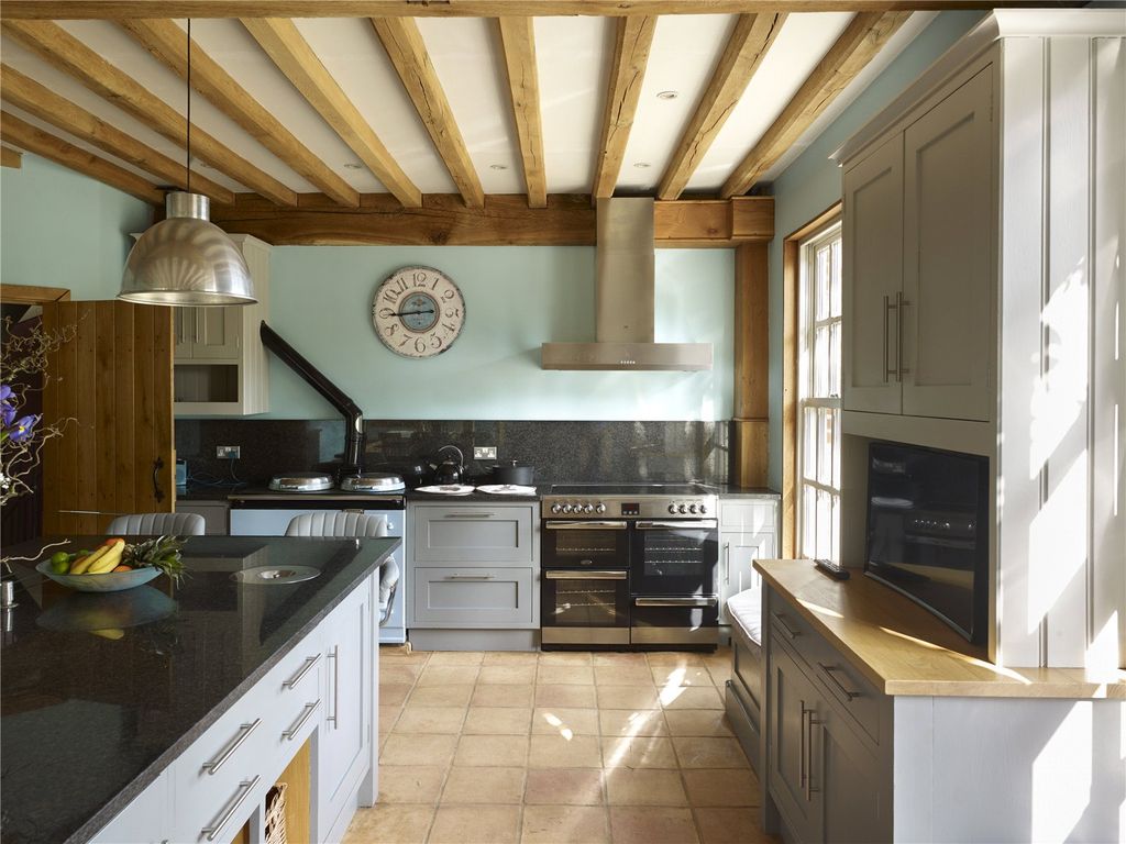 Property photo 3 of 49 Picture No. 63