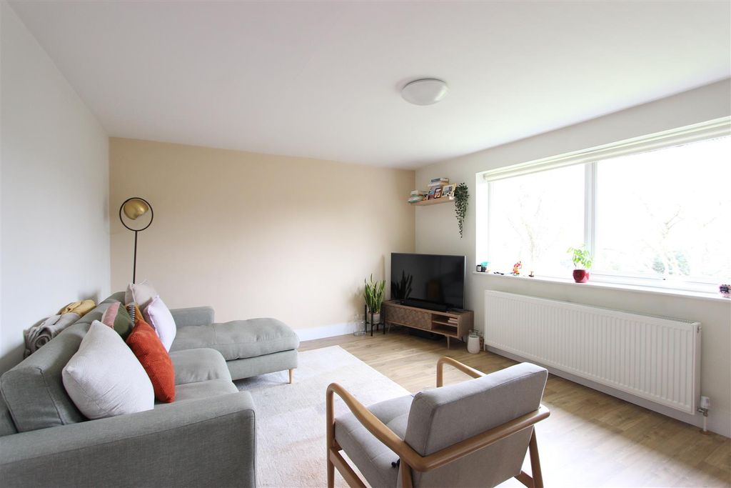 Property photo 3 of 22 Img_5051.Jpg