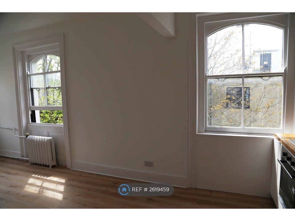 Property photo 3 of 6