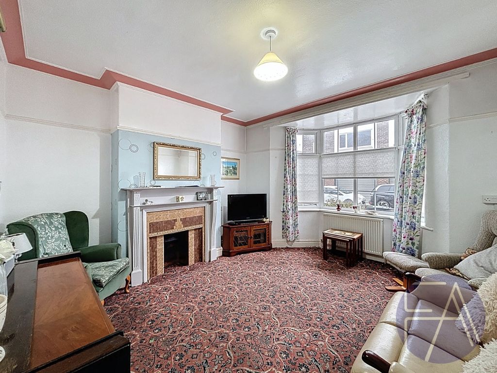 Property photo 3 of 19 4577116