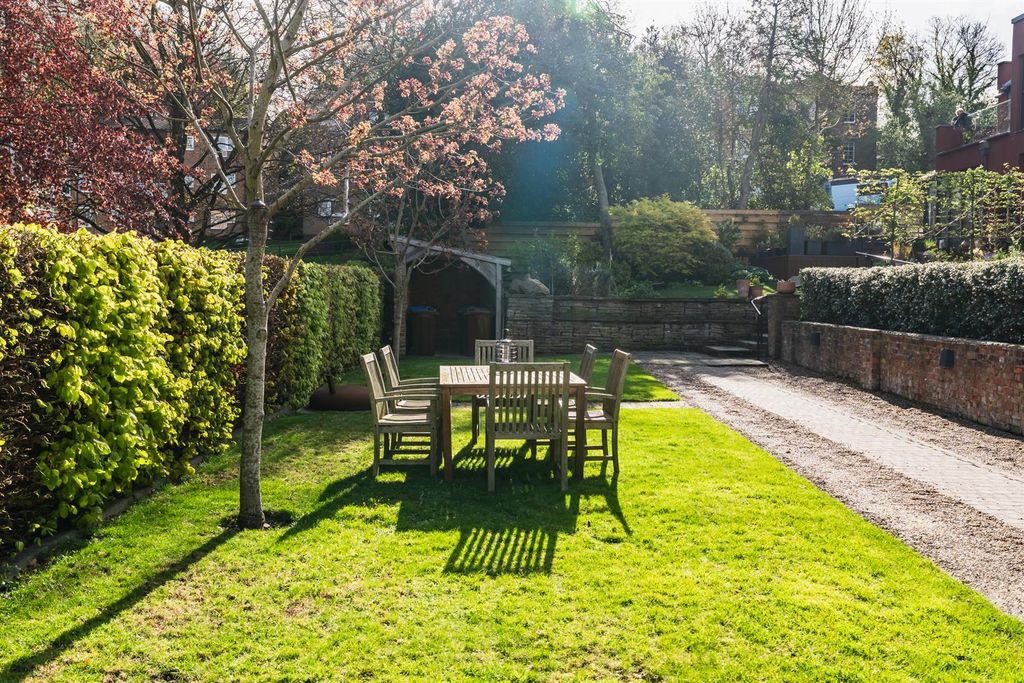 Additional image 31 of 3 bed flat for salePorter Brook View, Sheffield S11