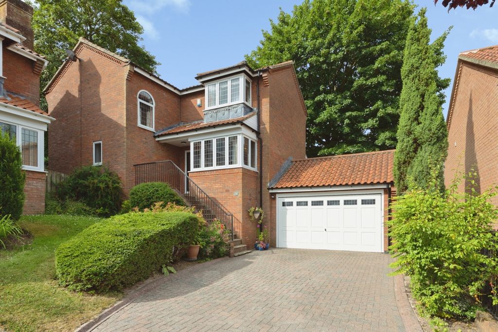 Property photo 1 of 20 Pbox-Img.Jpg