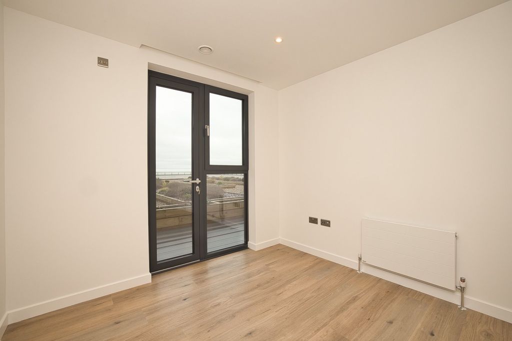 Additional image 6 of 2 bed flat for saleBeach Drive, Ramsgate CT11