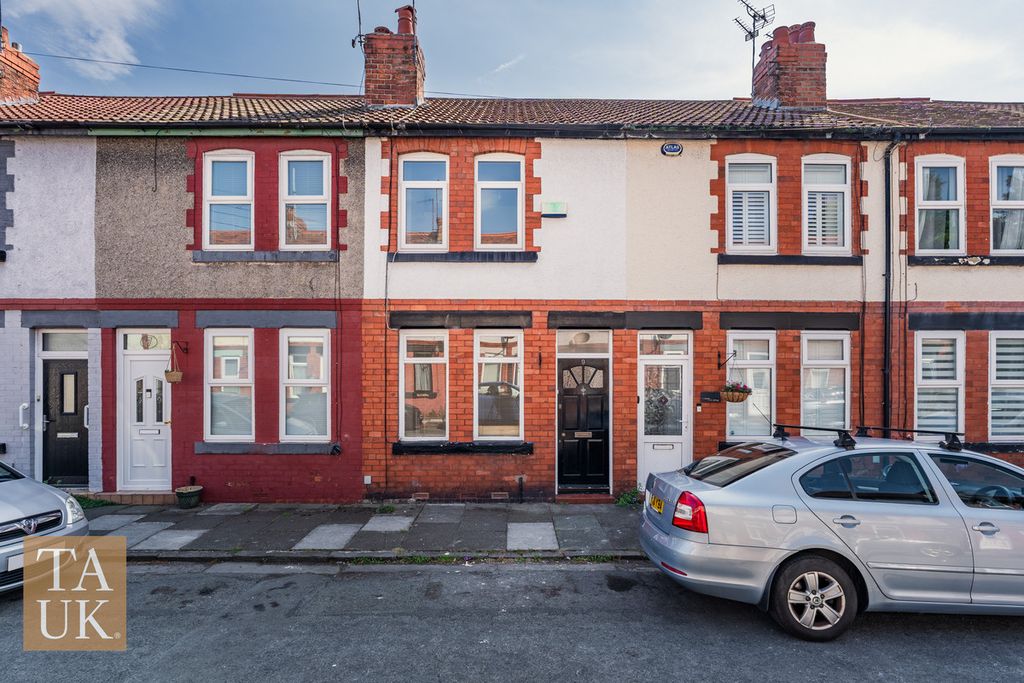 Property photo 1 of 11