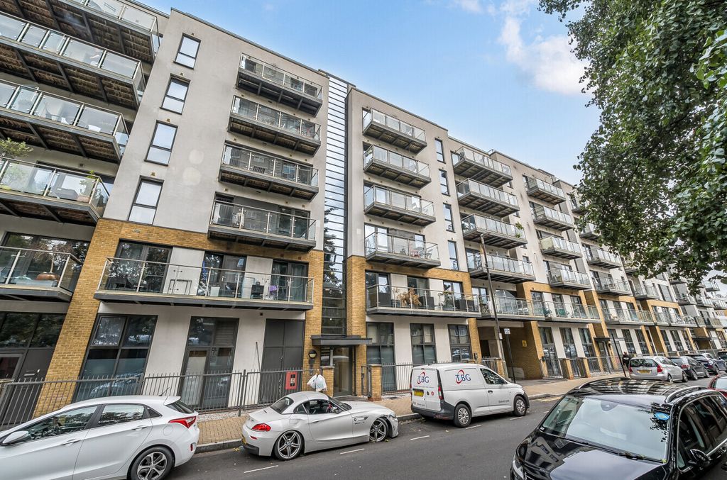 Property photo 1 of 14 Picture No. 10