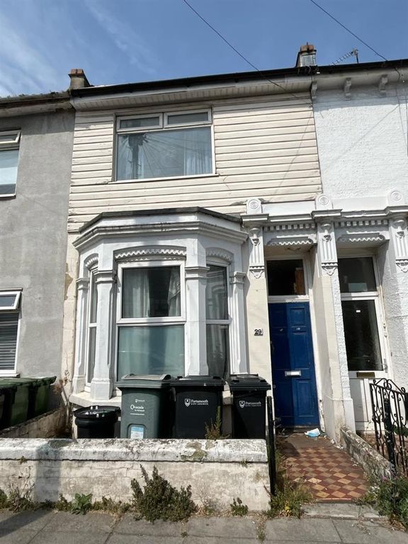 Property photo 1 of 1 29 Francis Front.Jpg