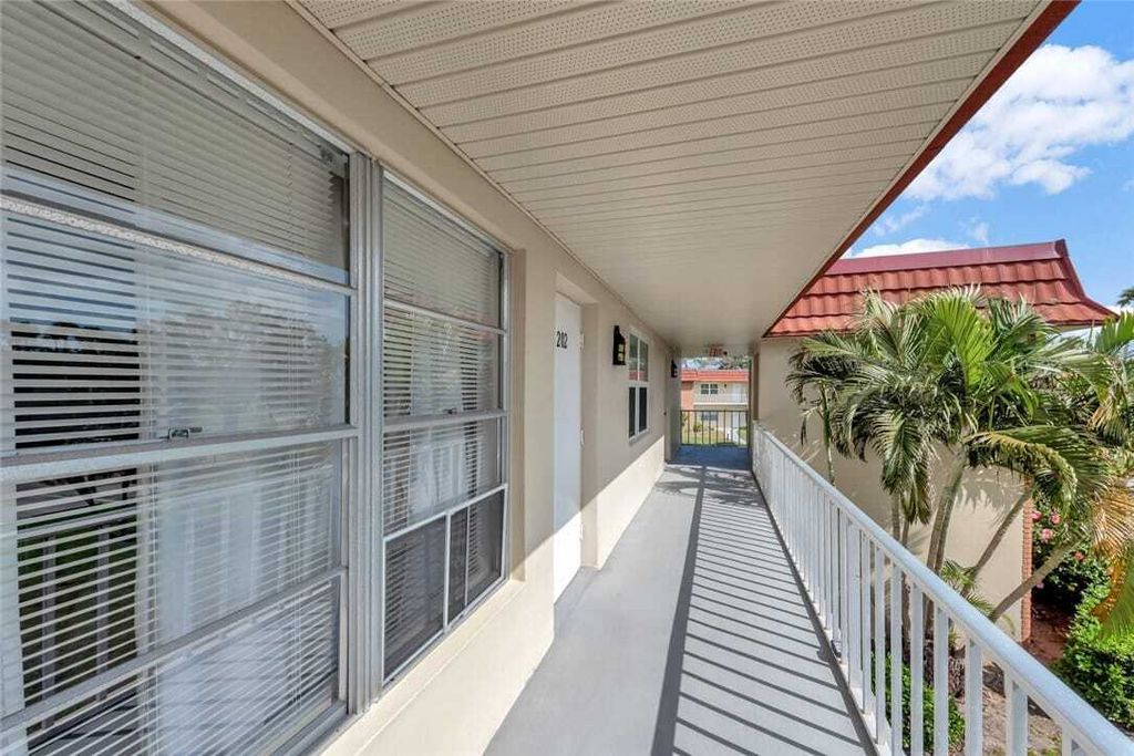 Property photo 3 of 27 <Alttext/>