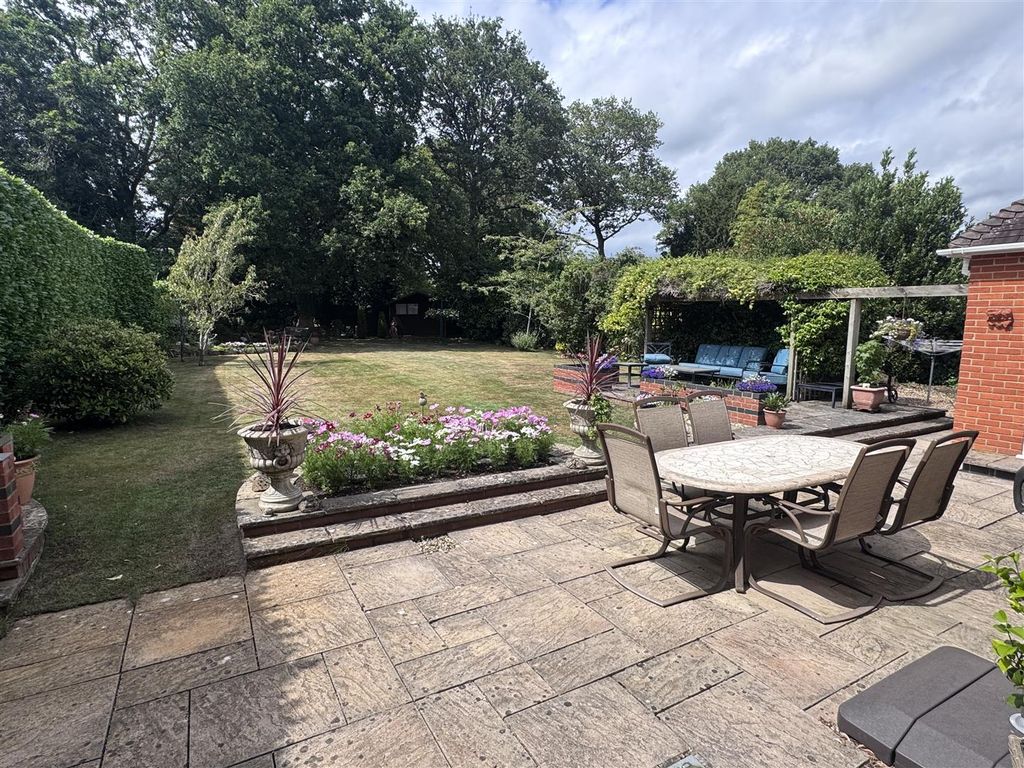 Property photo 2 of 29 Grd 1.Jpg