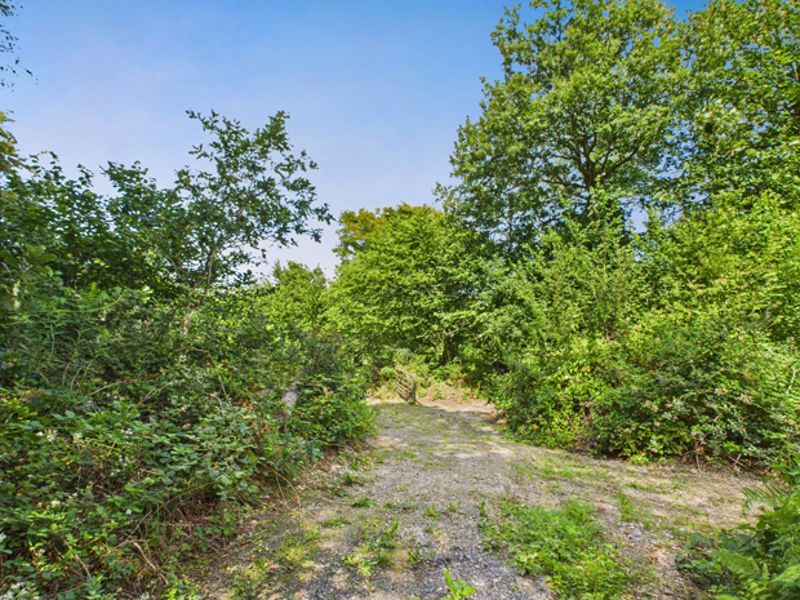 Property photo 3 of 11 Photo 3