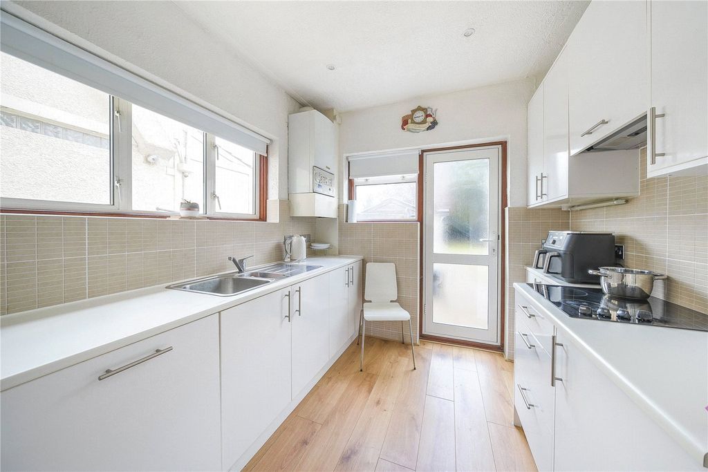 Property photo 3 of 20 Picture No. 09