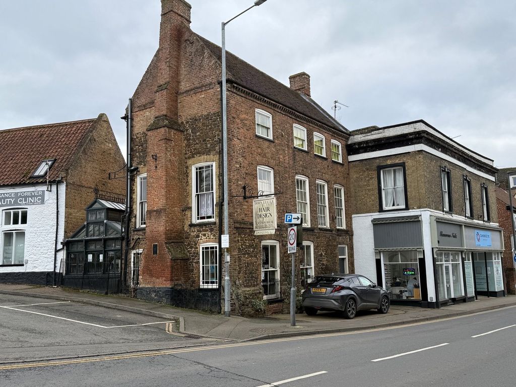 Property photo 1 of 19