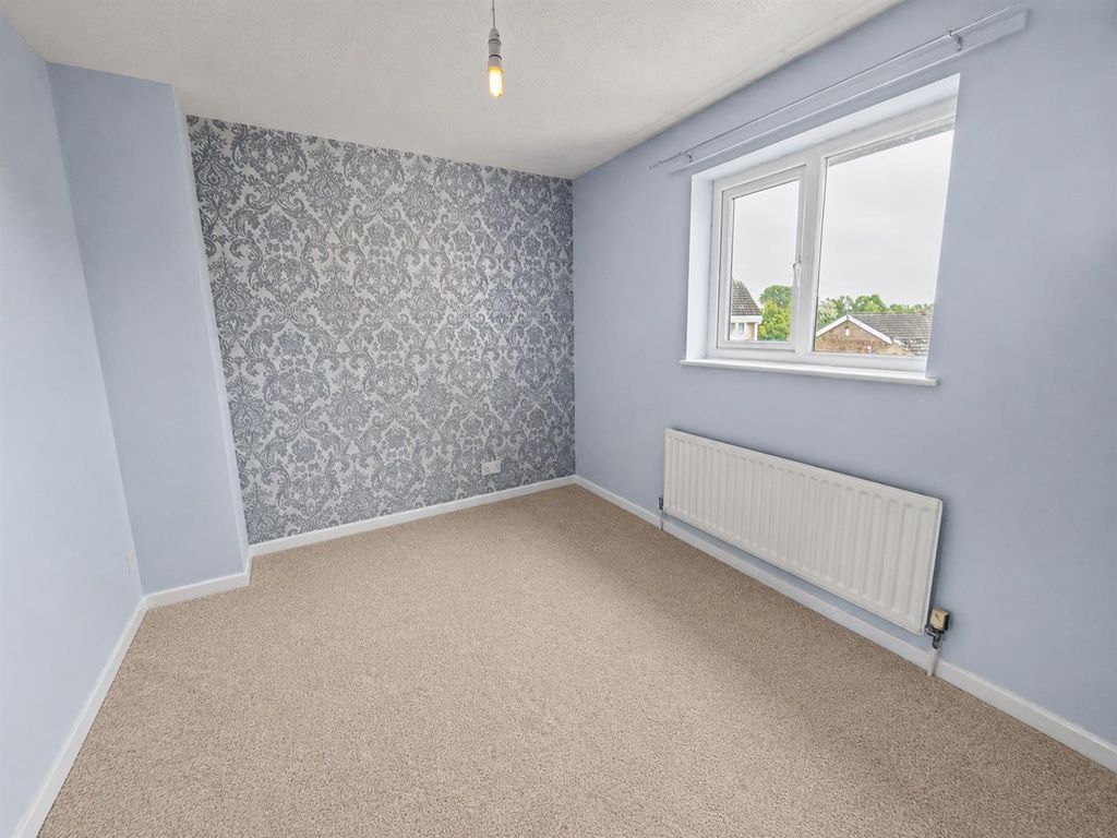 Property photo 3 of 7 Bedroom One