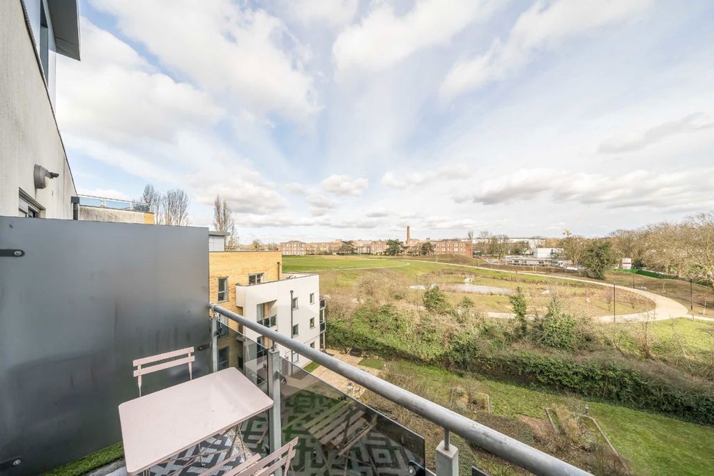 Property photo 3 of 7