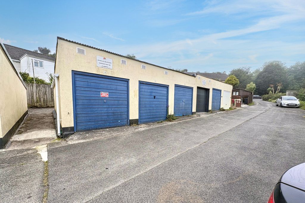 Property photo 3 of 3 Garage 30, Rear Of Baralanwick, Penzance, Cornwall, Tr18 4Sa