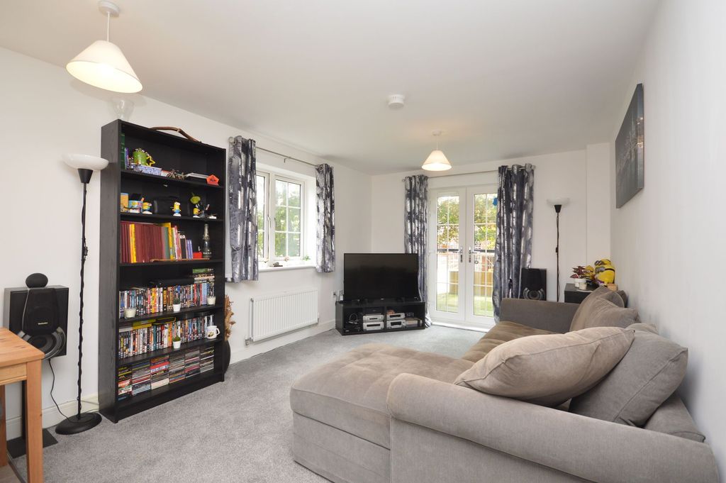 Property photo 2 of 14