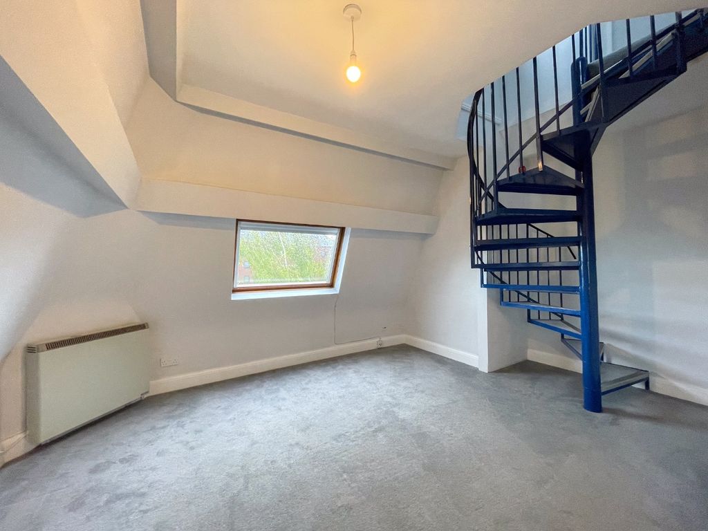 Property photo 3 of 14 4512696