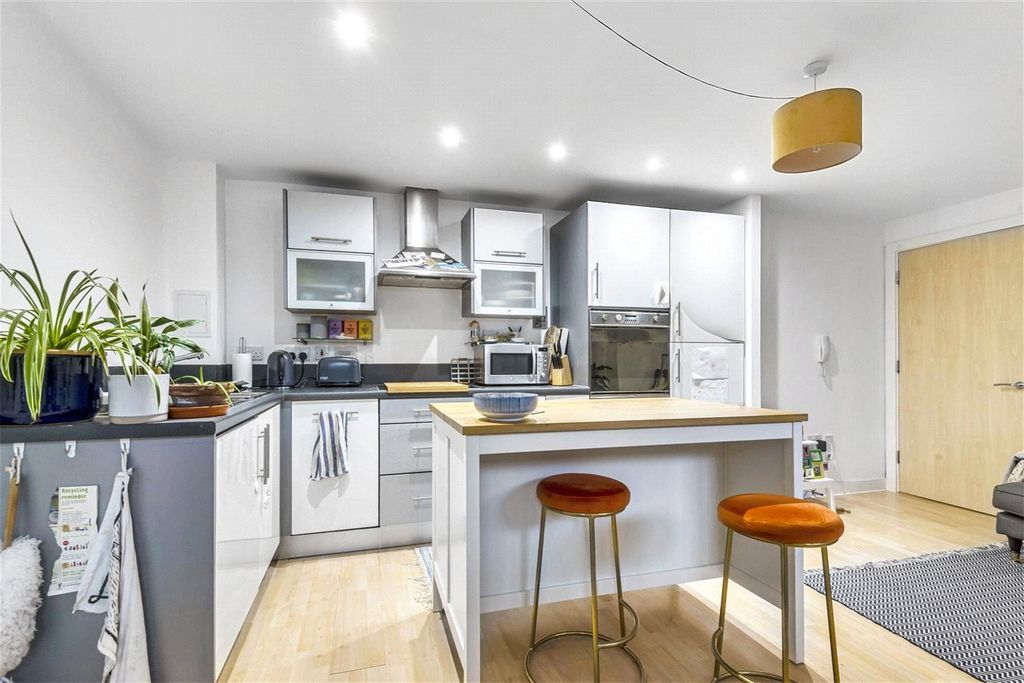 Property photo 3 of 11 Picture No. 09