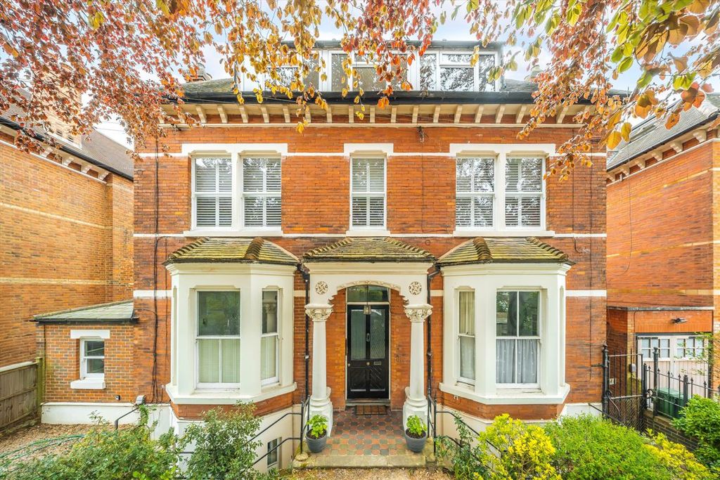 Property photo 1 of 7