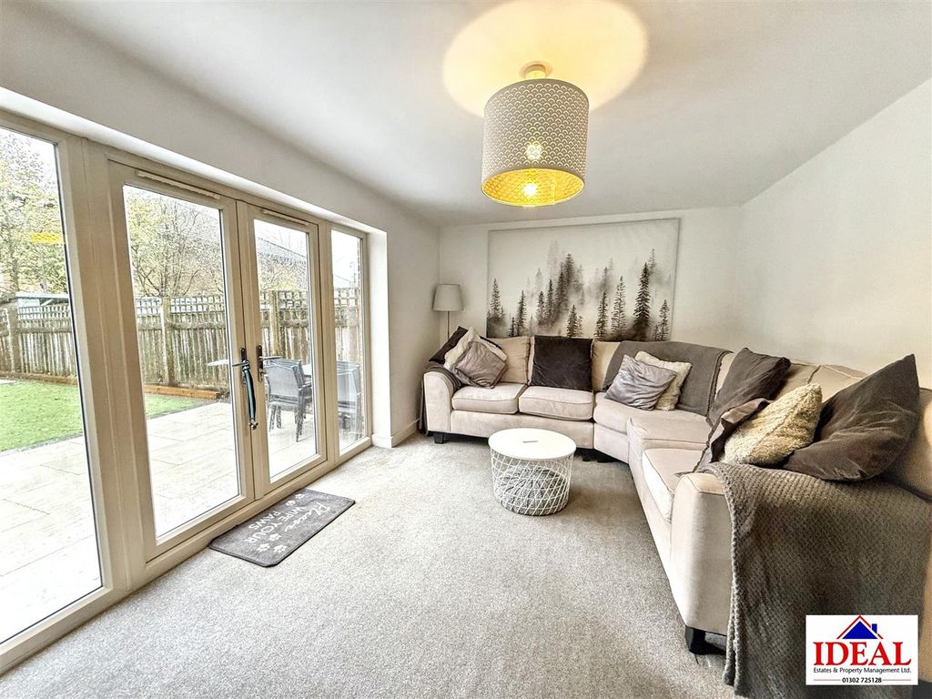 Property photo 2 of 16 Image00009.Jpg