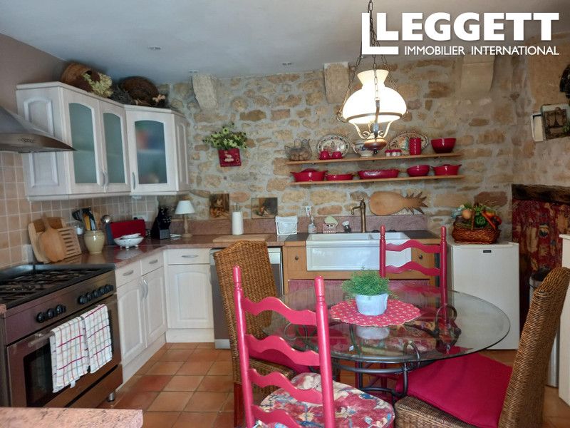 Property photo 3 of 10