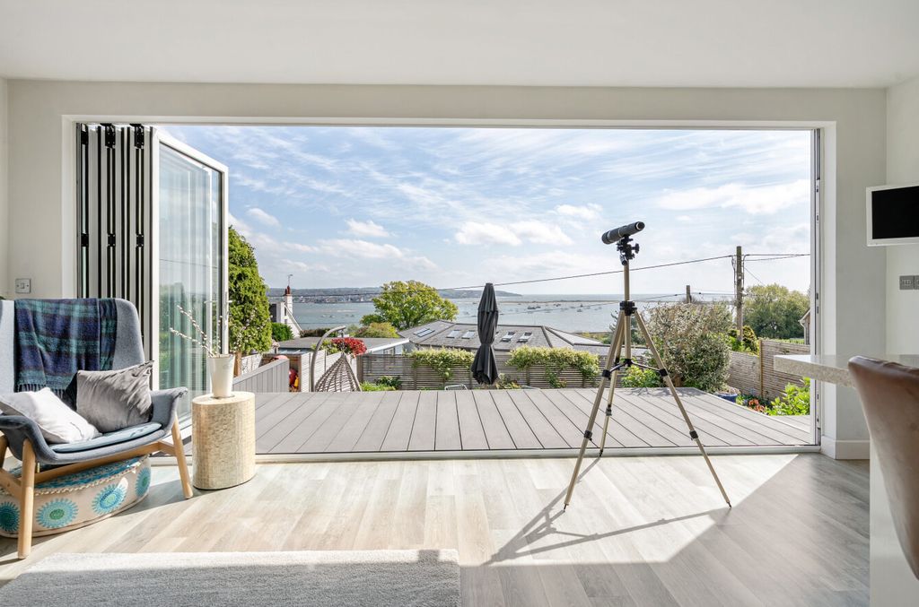 Property photo 2 of 35 1447459-1-69E7648...
